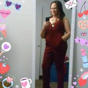 Meet your Posher, Alisa